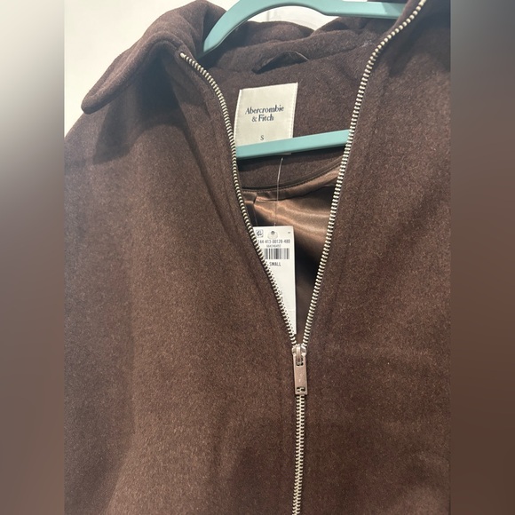 Abercrombie & Fitch Wool-Blend Bubble Hem Coat - Picture 4 of 6